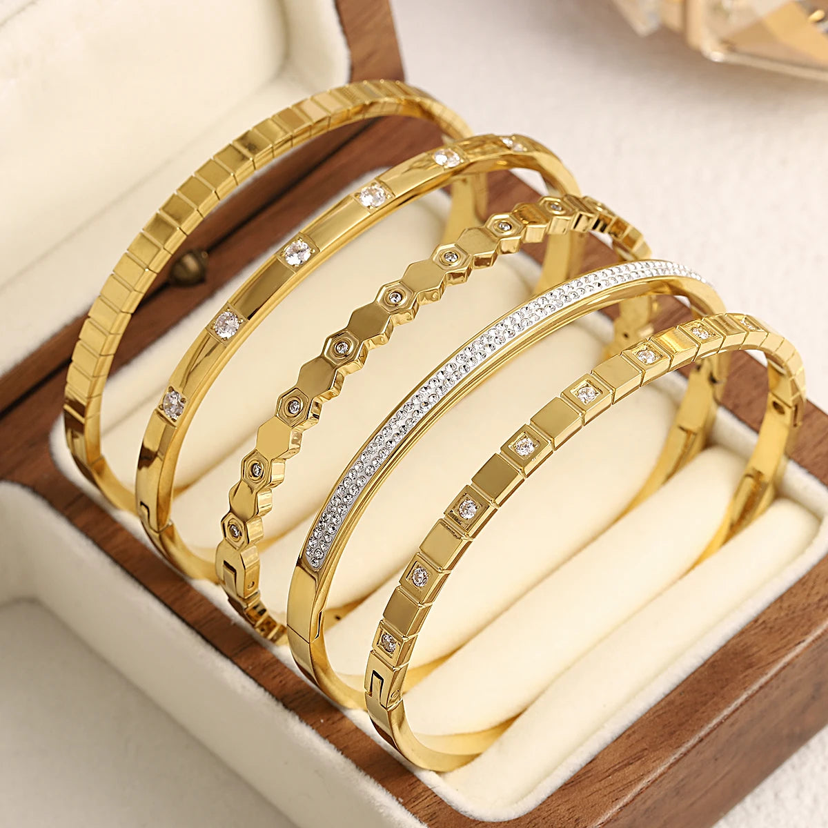 Sylavina Bracelet Stack