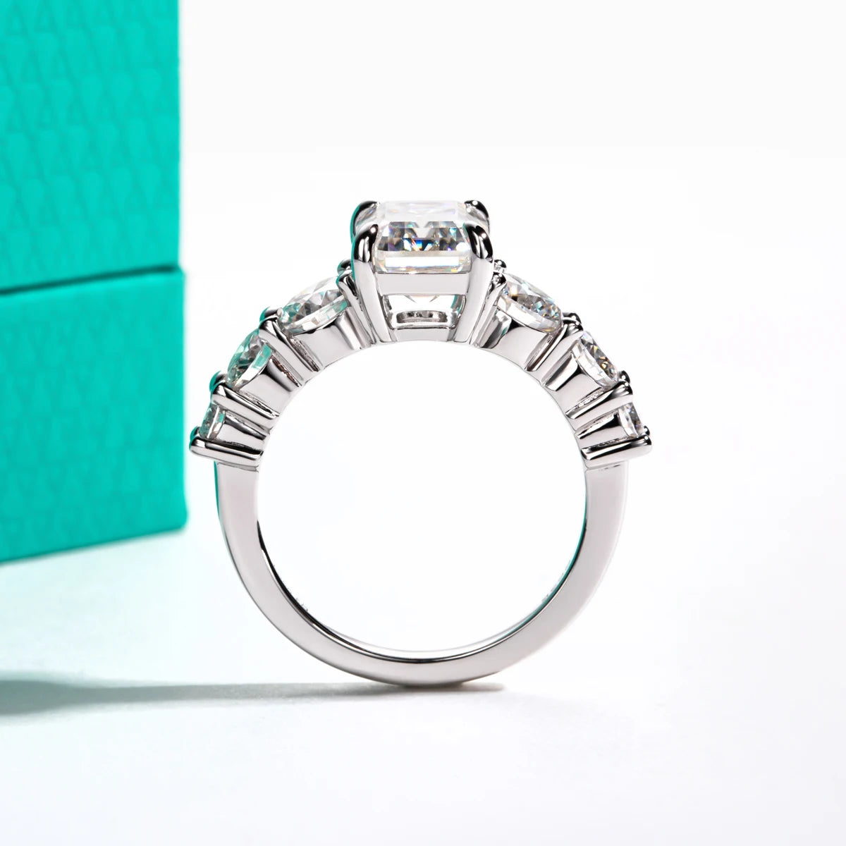 Avalora Distinction Moissanite Engagement Ring