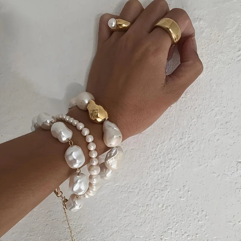 Fleuron Regal Pearl Stacking Bracelet
