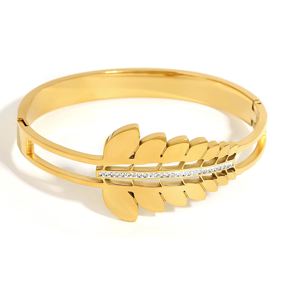 Verdeluxe Cuff