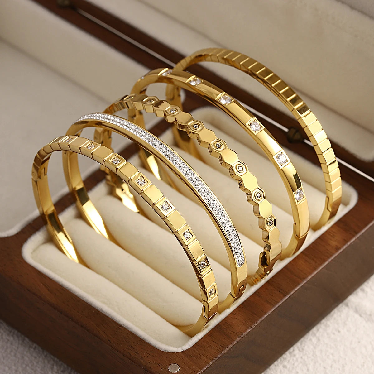 Sylavina Bracelet Stack