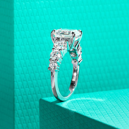 Avalora Distinction Moissanite Engagement Ring