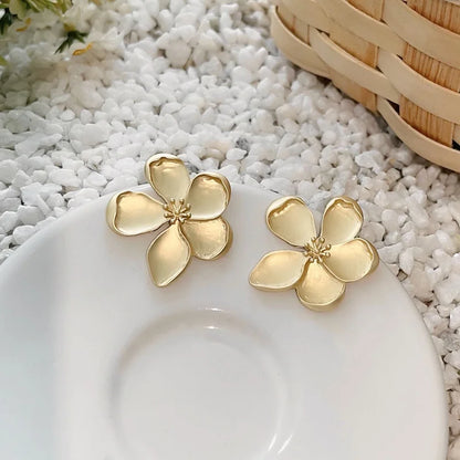 Flower Stud Earring